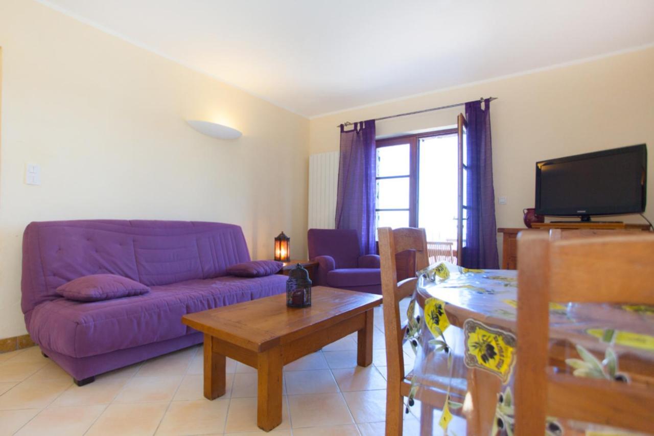 Campu Latinu Apartment Lama Екстериор снимка