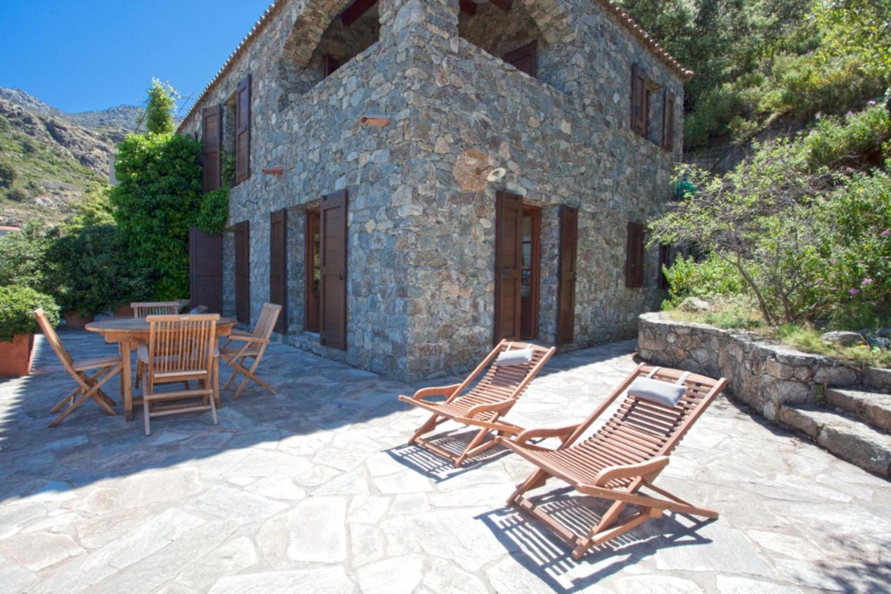 Campu Latinu Apartment Lama Екстериор снимка